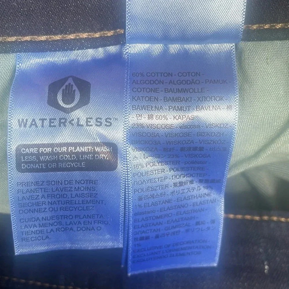 Levi’s Women’s Size 10 Classic Bootcut Jeans - Picture 5 of 7